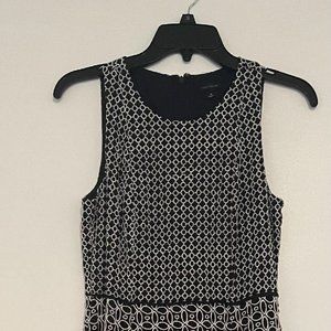 Ann Taylor Navy & White dress - Size  6